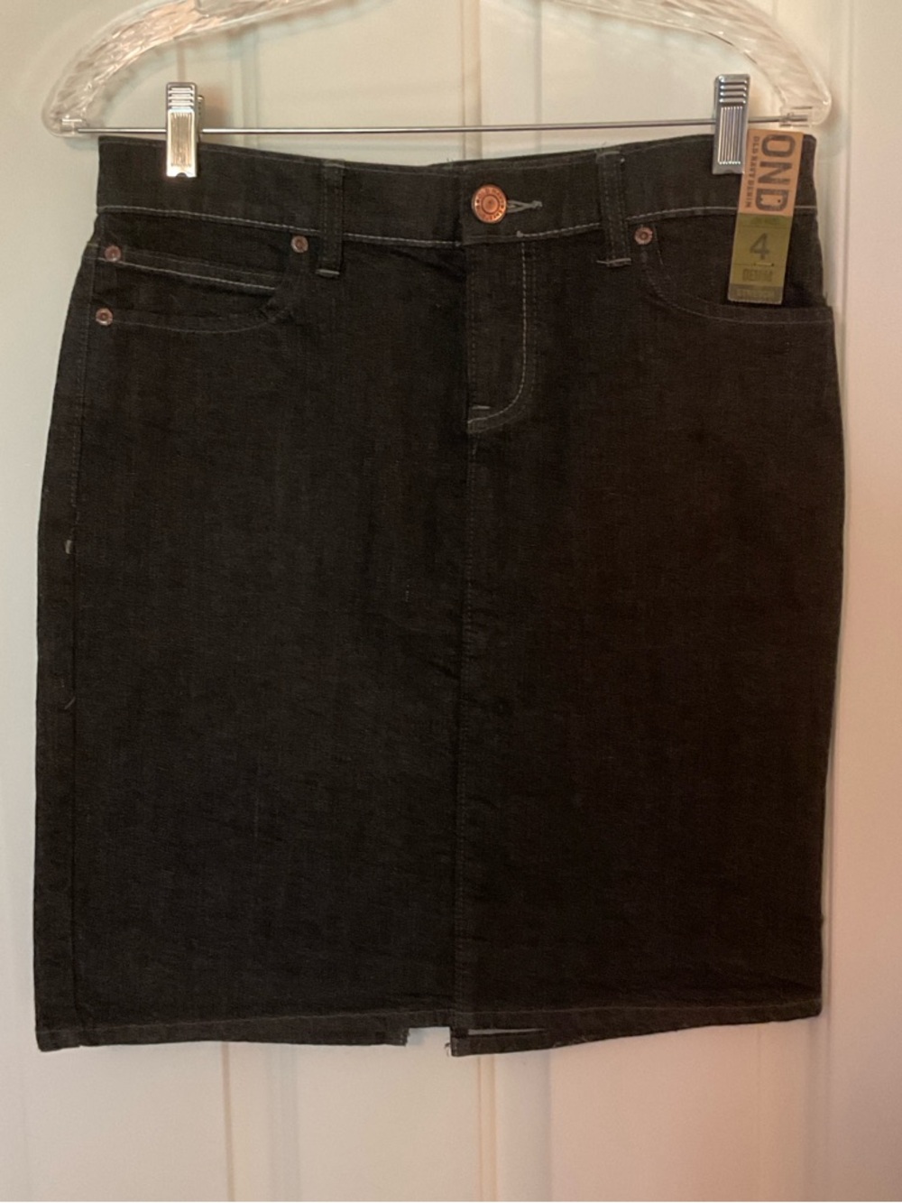 Old Navy Denim Skirt Dark Wash Stretch Low Waist Size 4 NWTs